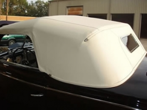 Convertible top rear window